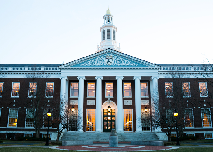 Read more about the article Tips for the College Application Essay