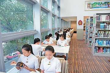 Read more about the article 香港传统中学升学攻略（一）| 学位分配概况